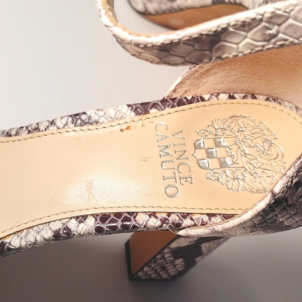Vince Camuto Genuine Leather Snakeskin Heel Size 9.5 M - Picture 6 of 9